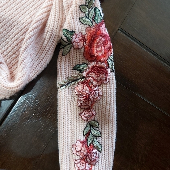 **ANOTHER STORY** SWEATER WITH APPLIQUE/B4 - Picture 2 of 6